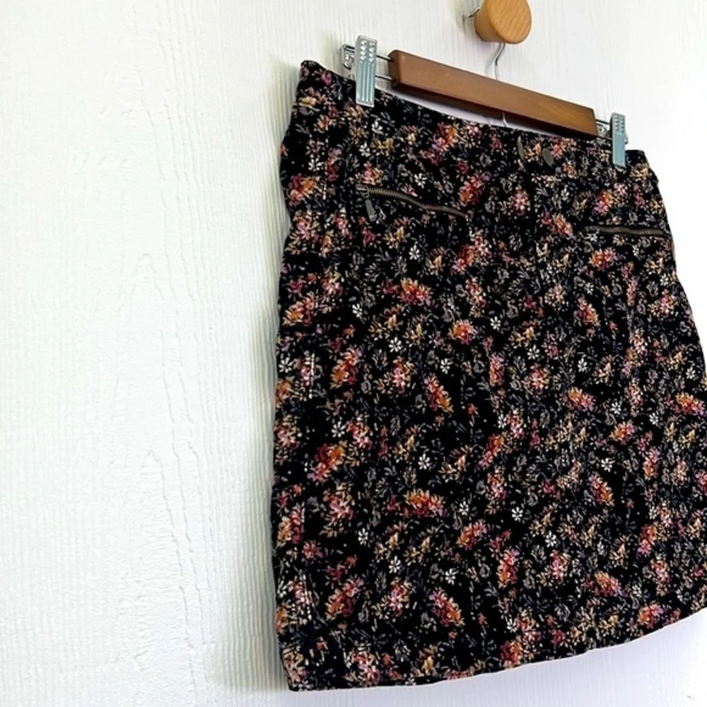 Mossimo Supply CO - Floral Corduroy Black Button Mini Skirt Size 6